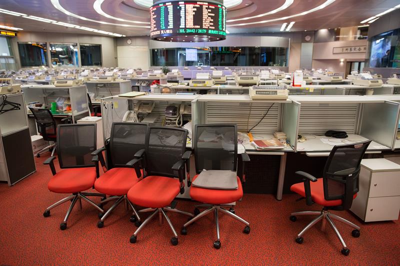  Bursa din Hong Kong se deschide cu o uÈ™oarÄƒ scÄƒdere de 0,07%