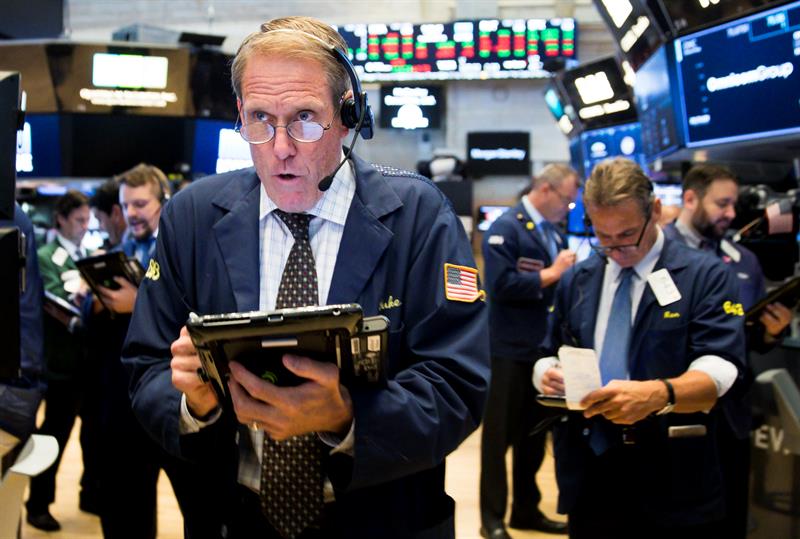  Wall Street se deschide mai mare, iar Dow Jones avansand 0,03%