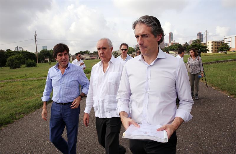  Ministrul spaniol al dezvoltÄƒrii subliniazÄƒ prioritatea Columbiei Ã®n infrastructurÄƒ