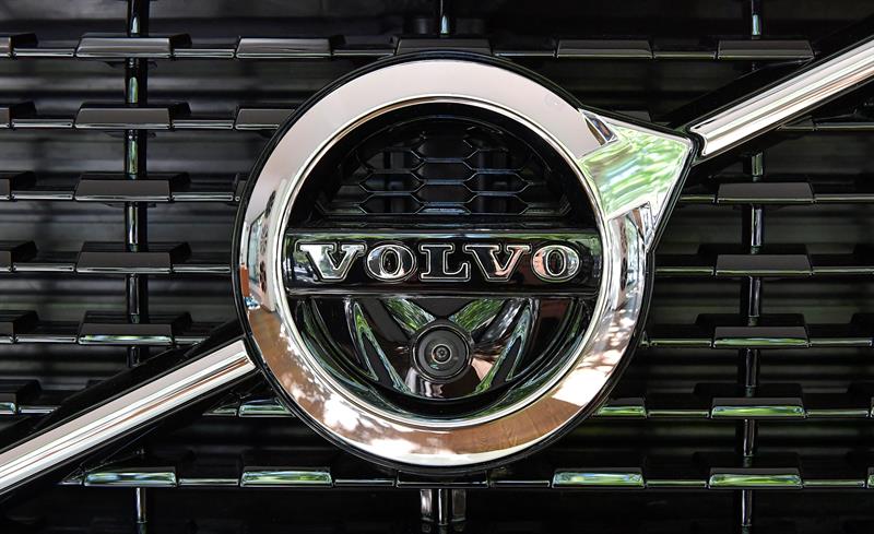  Volvo va vinde mii de vehicule Uber capabile sÄƒ conducÄƒ autovehicule