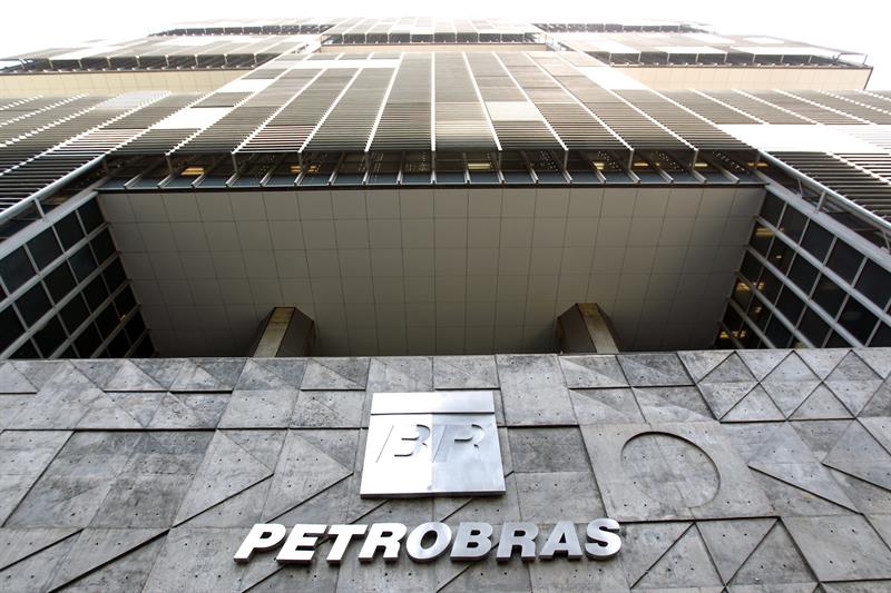  Arestarea unui fost director al unei filiale a brazilianului Petrobras acuzat de mitÄƒ