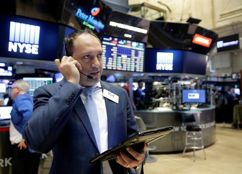  Wall Street se deschide È™i Dow Jones avanseazÄƒ cu 0,13%