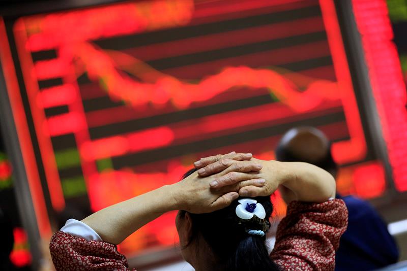  Bursa din Shanghai deschide roÈ™u È™i pierde 1,22%