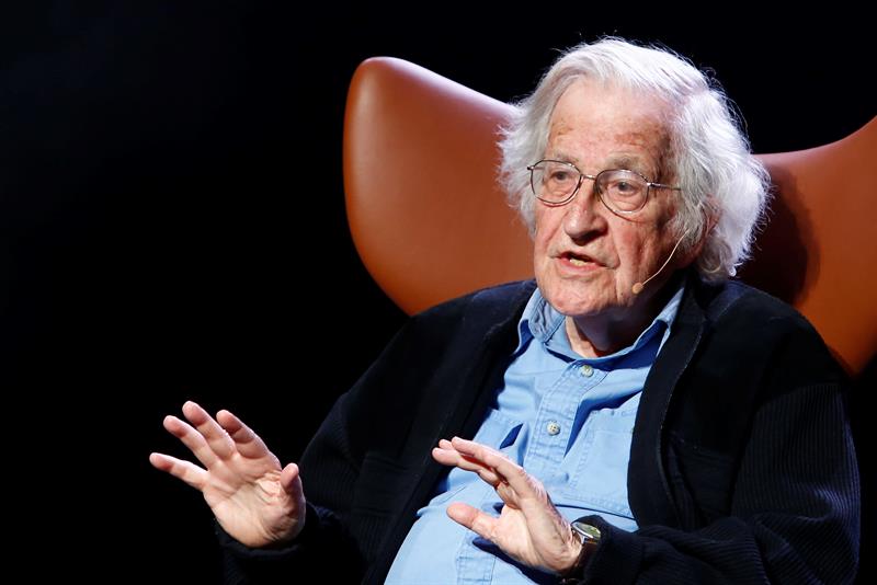  Chomsky asigurÄƒ cÄƒ Ã®n prezent existÄƒ ameninÈ›Äƒri mai mari decÃ¢t Ã®n â€‹â€‹RÄƒzboiul Rece